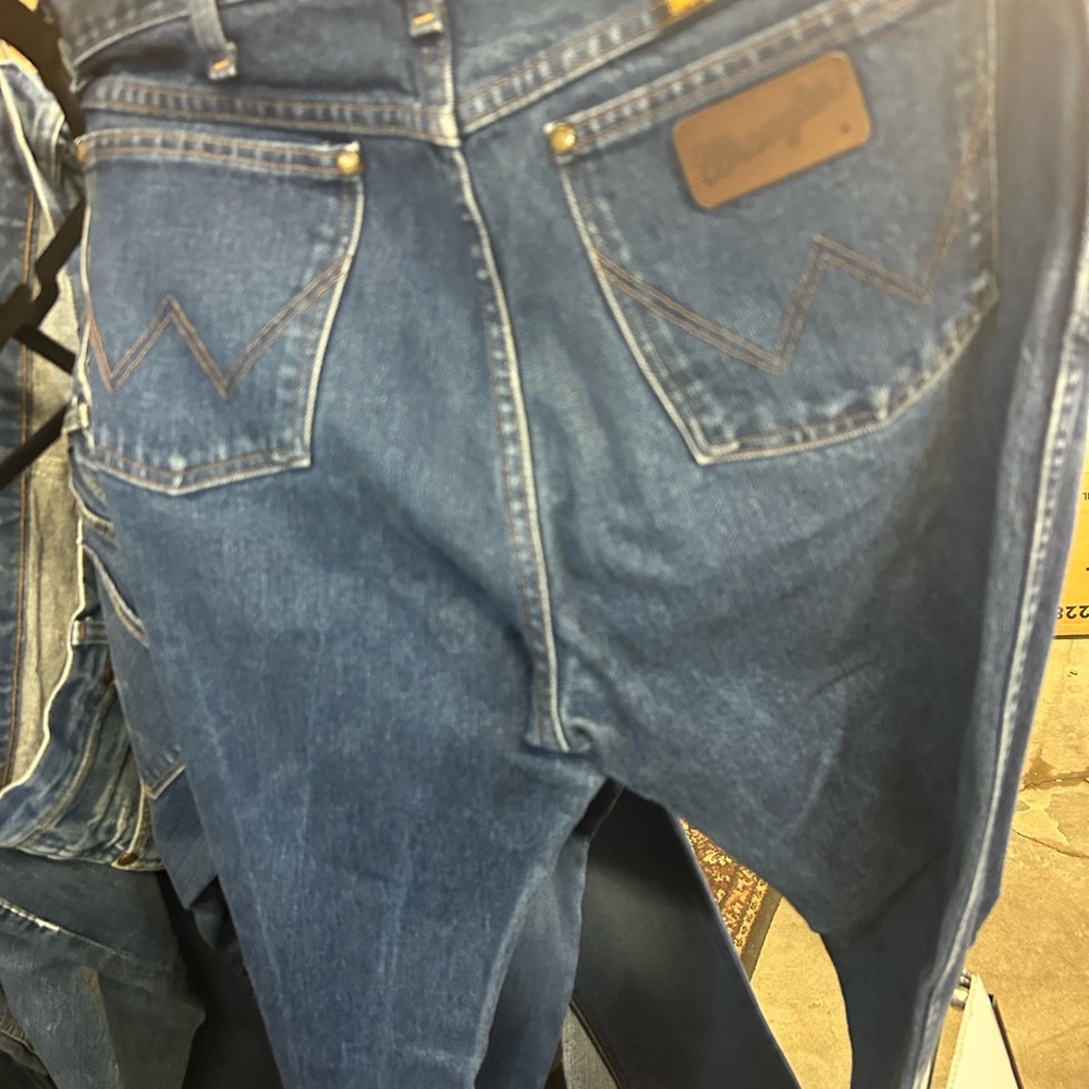 Wrangler Men's Bootcut Jeans in Deep Blue